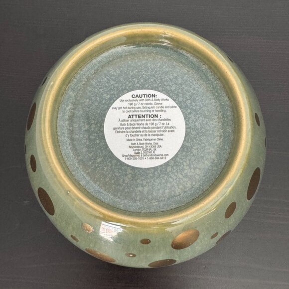 Bath & Body Works Stoneware Green & Gold Mushroom Single Wick Candle Holder - Picture 3 of 9